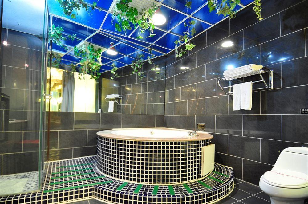 The We Hotel Tajpej Zewnętrze zdjęcie