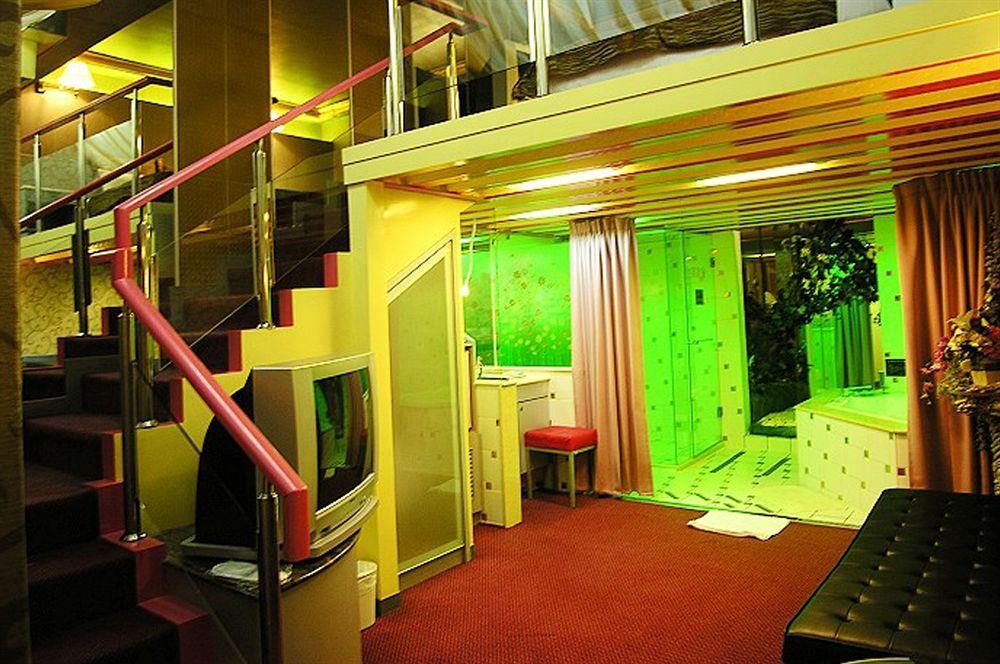 The We Hotel Tajpej Zewnętrze zdjęcie